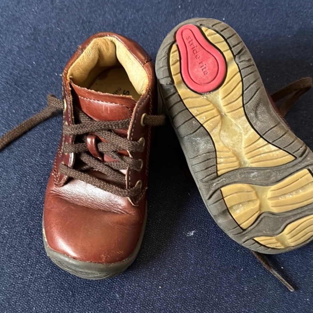 Stride Rite Brown Leather Kids Sneakers